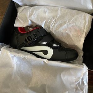 Peloton Cycling Shoes- NEW size 38